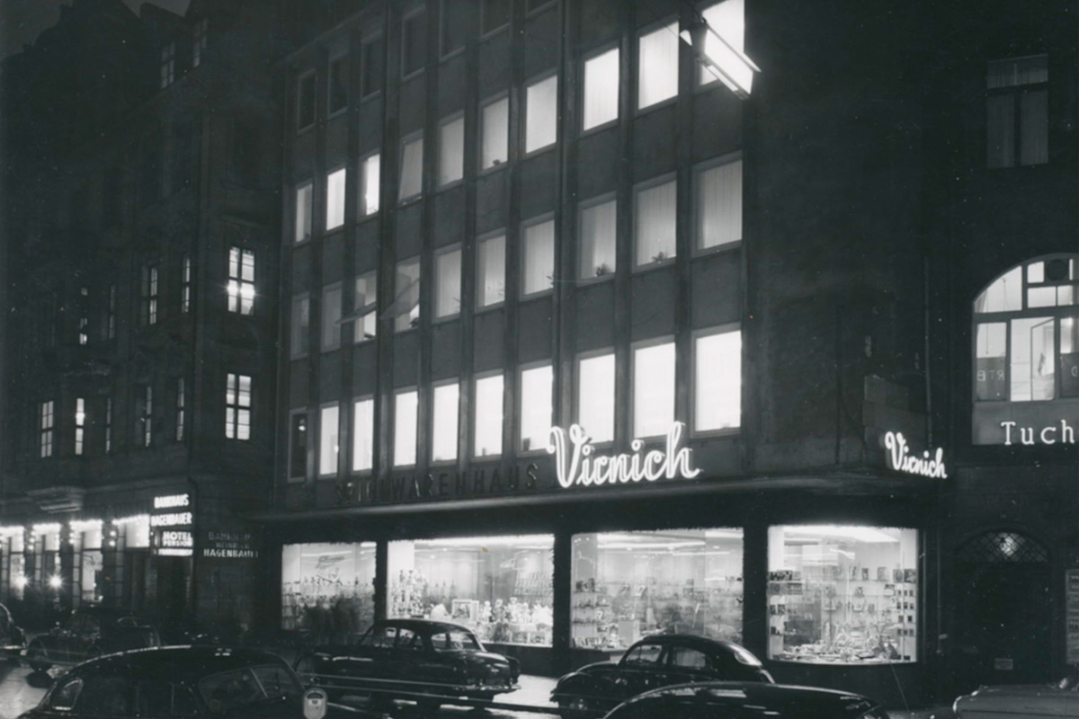 Spielwarenhaus Virnich von außen, ca. 1960er Jahre